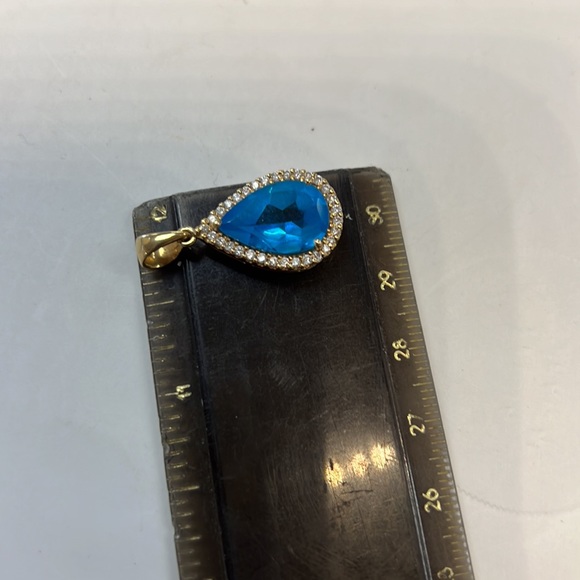 Diamonds Blue Topaz 18K Solid Gold Pendant - Picture 4 of 6
